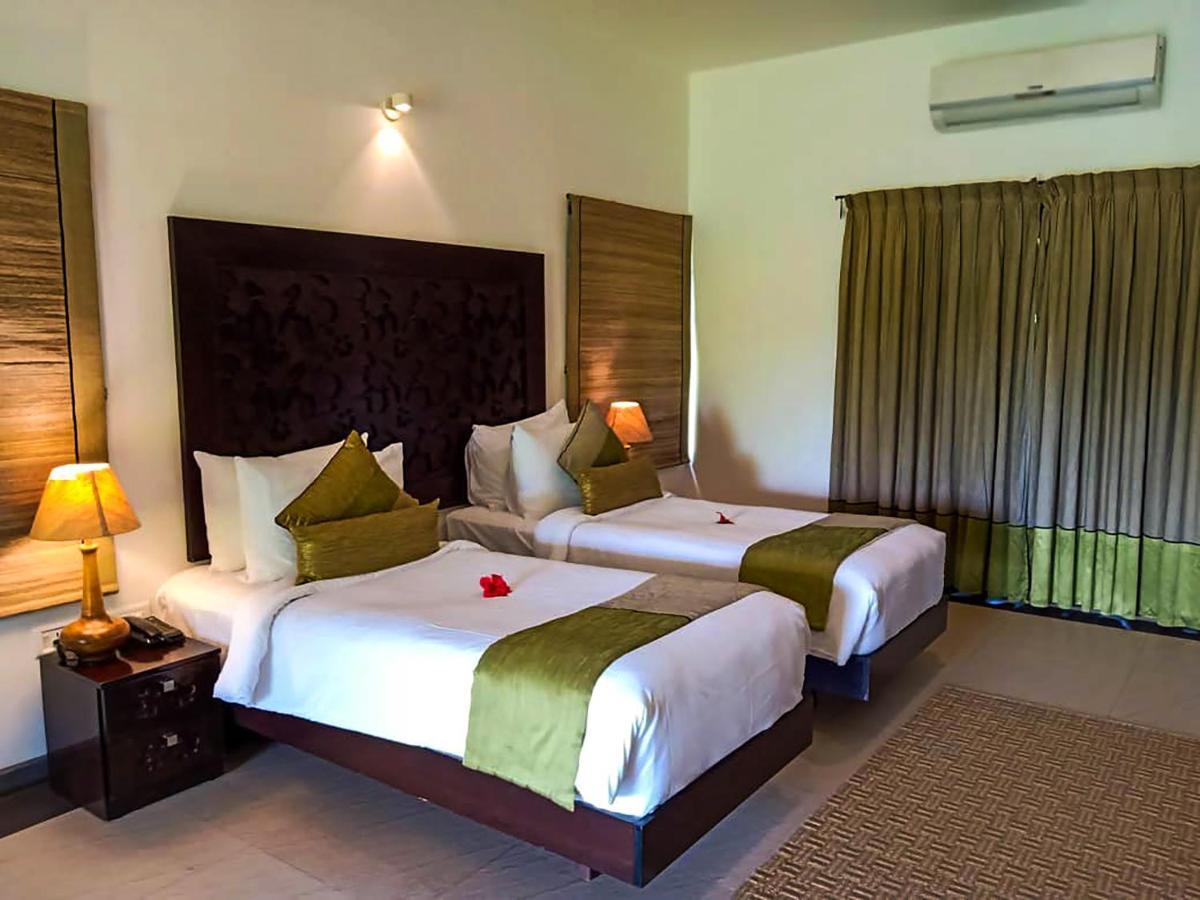 Niraamaya Wellness Retreats, Surya Samudra, Kovalam Exteriör bild