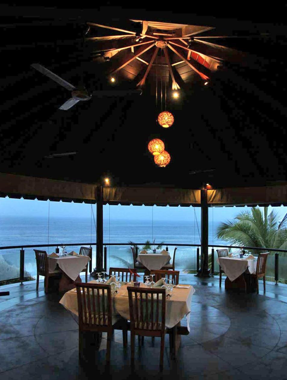 Niraamaya Wellness Retreats, Surya Samudra, Kovalam Exteriör bild