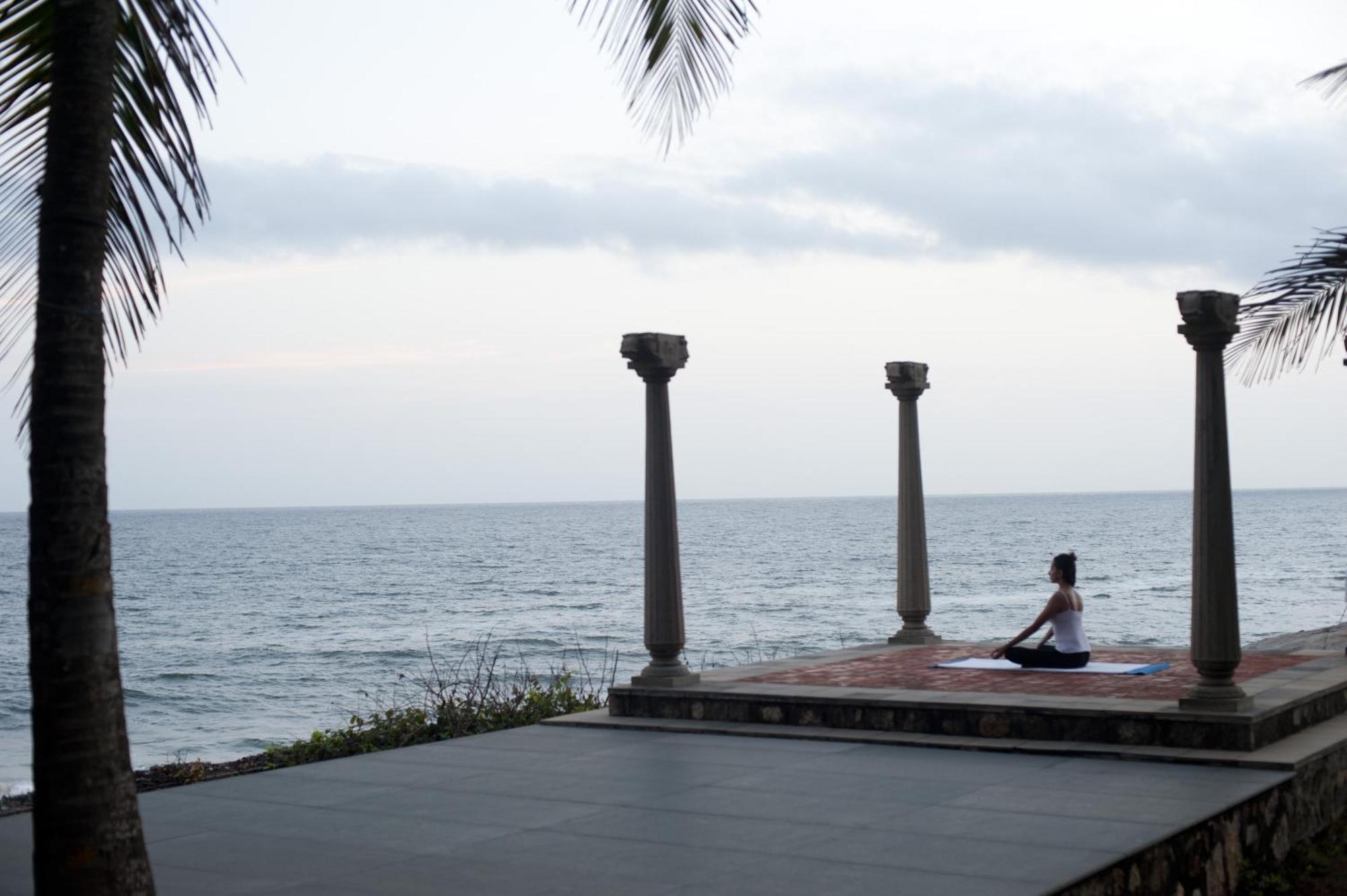 Niraamaya Wellness Retreats, Surya Samudra, Kovalam Exteriör bild