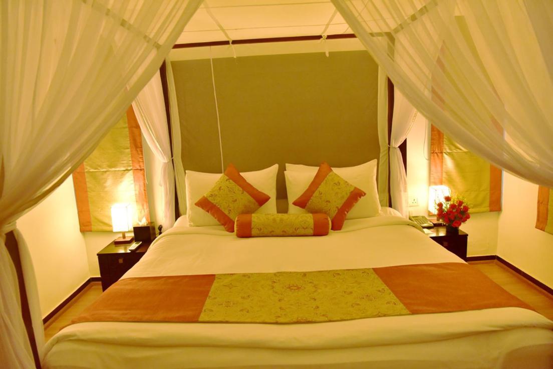 Niraamaya Wellness Retreats, Surya Samudra, Kovalam Exteriör bild