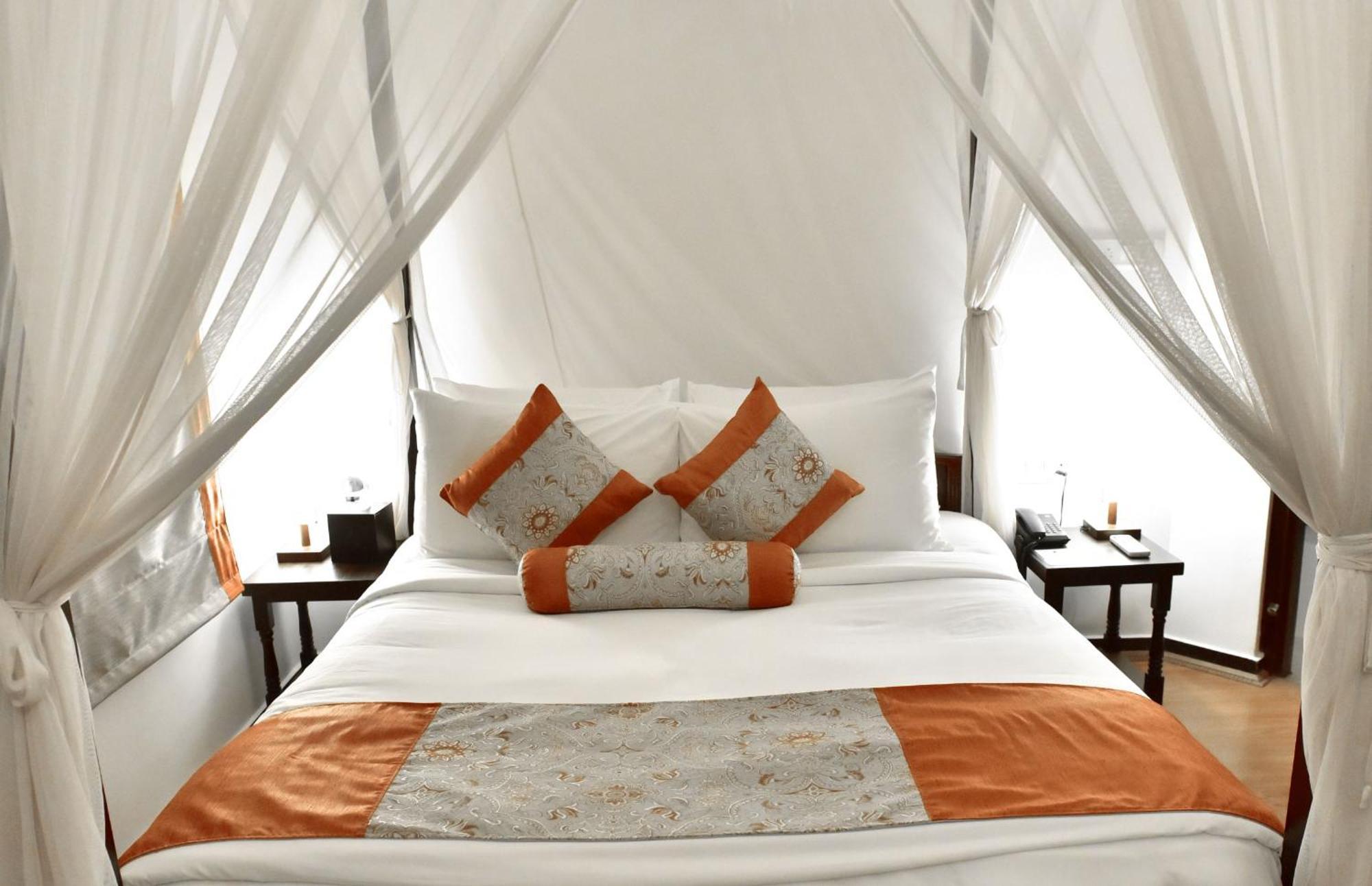 Niraamaya Wellness Retreats, Surya Samudra, Kovalam Exteriör bild