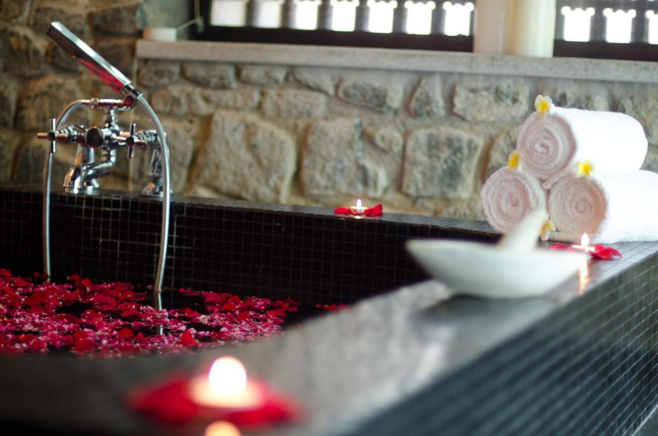 Niraamaya Wellness Retreats, Surya Samudra, Kovalam Exteriör bild