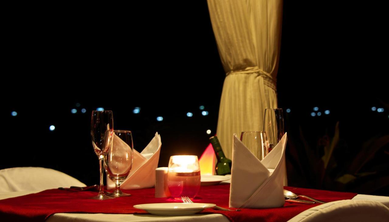 Niraamaya Wellness Retreats, Surya Samudra, Kovalam Exteriör bild