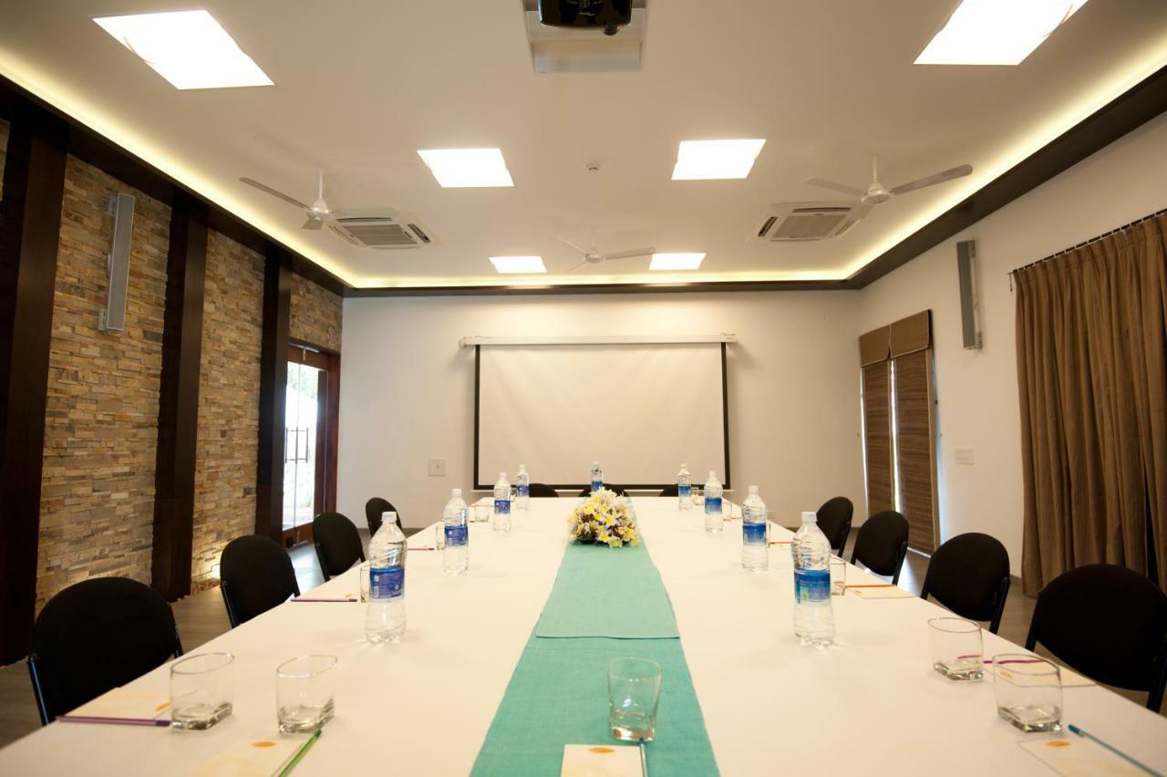 Niraamaya Wellness Retreats, Surya Samudra, Kovalam Exteriör bild