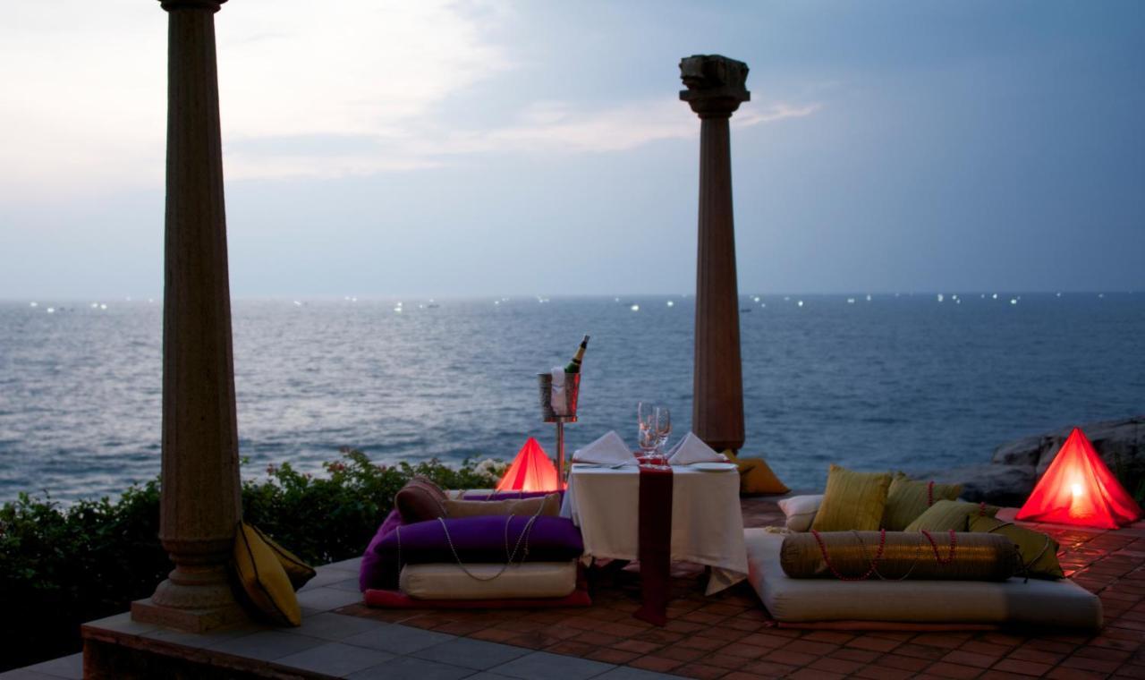 Niraamaya Wellness Retreats, Surya Samudra, Kovalam Exteriör bild